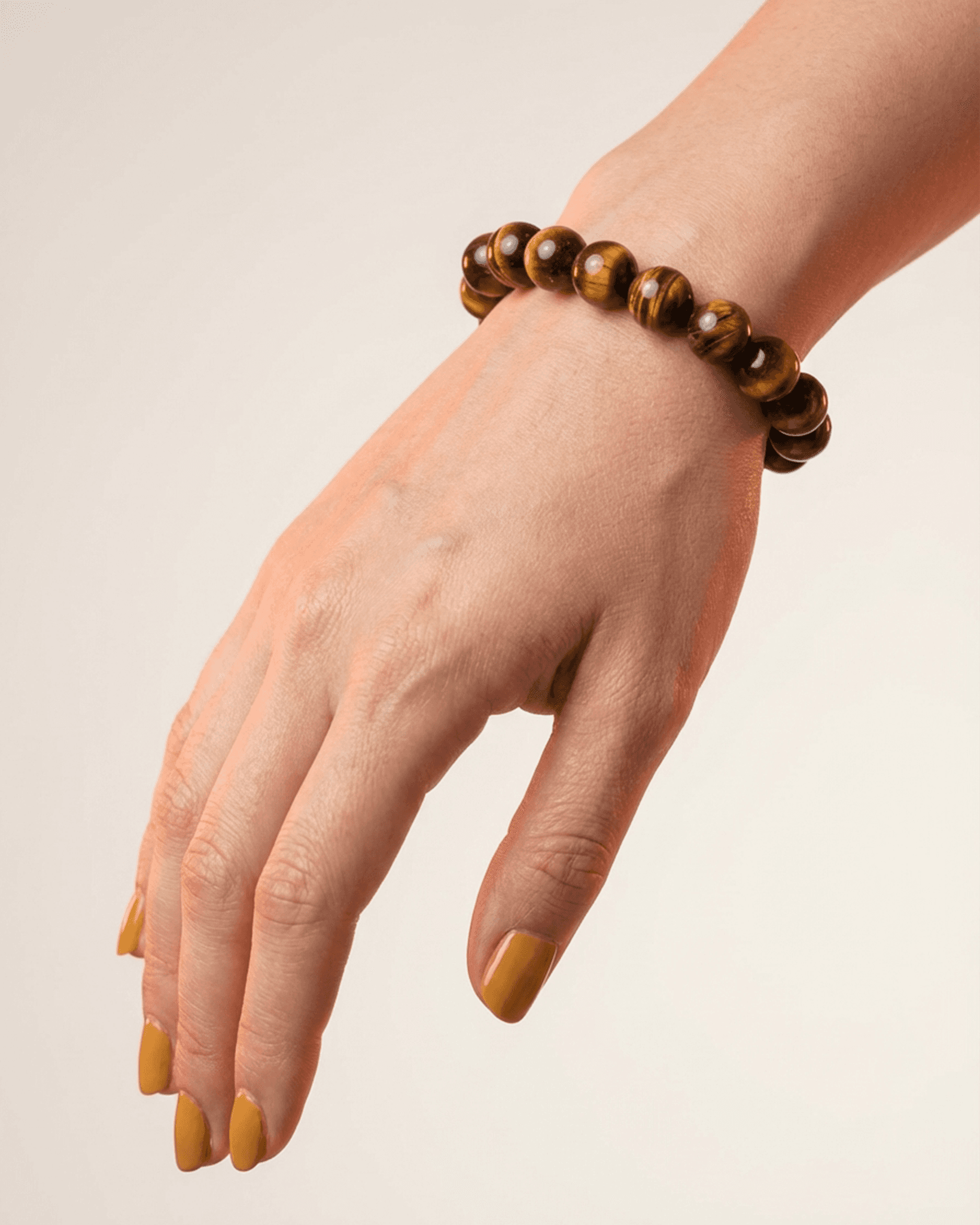 Hand wearing a tiger&