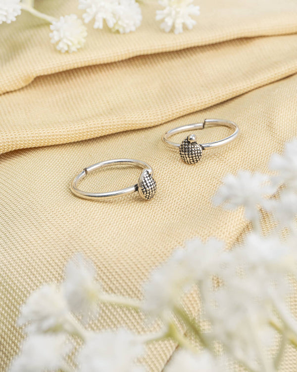 92.5 Sterling Silver Oxidized Dotted Teardrop Toe Rings | Antique Granulated Bichhiya