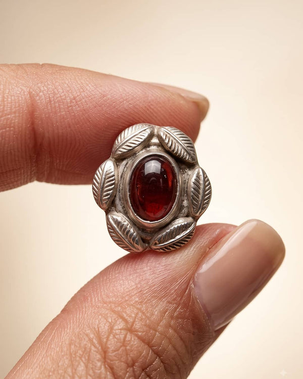 Vintage Red Stone Leaf Frame Silver Stud Earrings