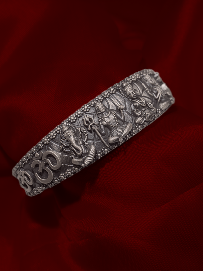 Antique silver Panchdev temple kada side view with deities