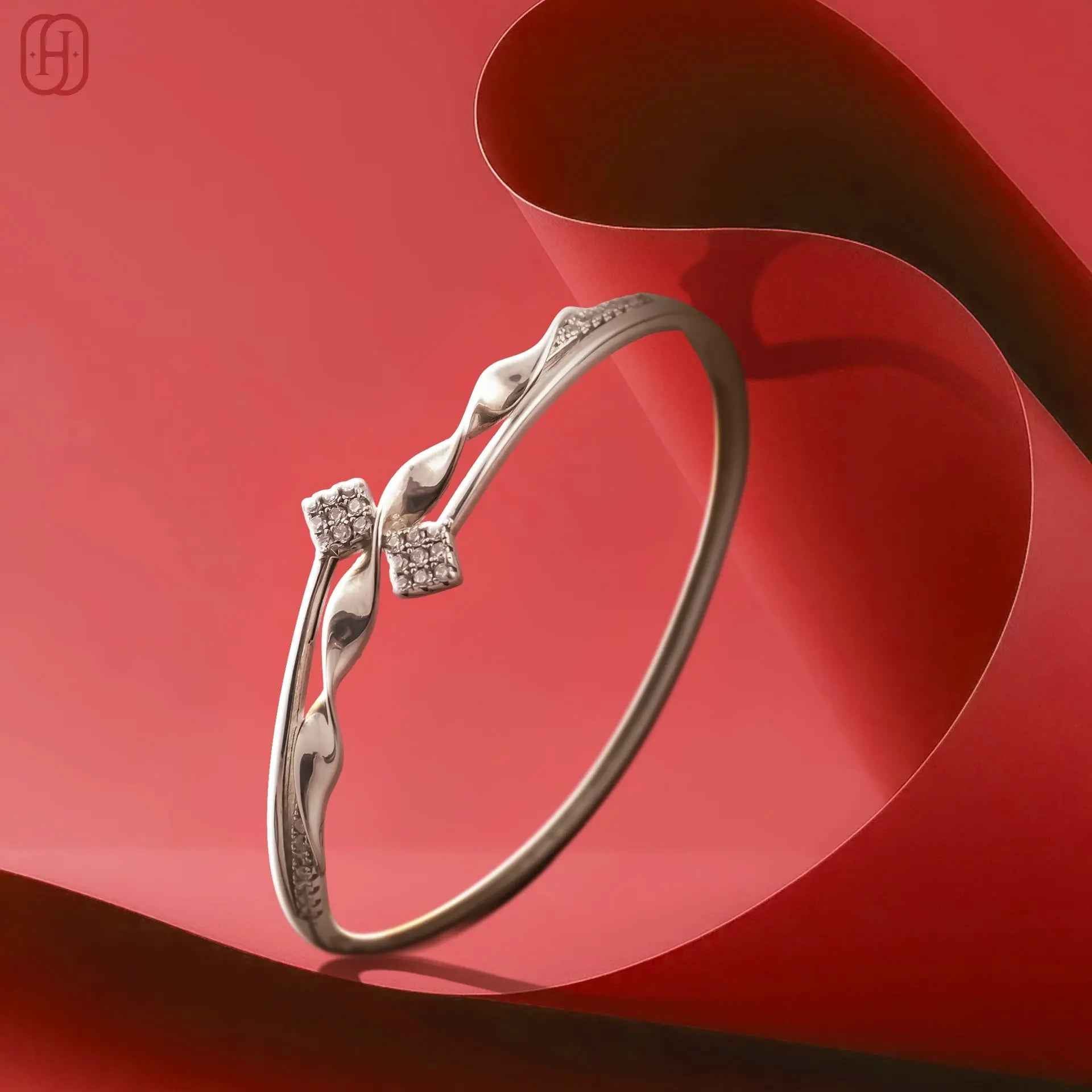 Hardik Jewels 925 Silver Wave Kada for Elegant Style