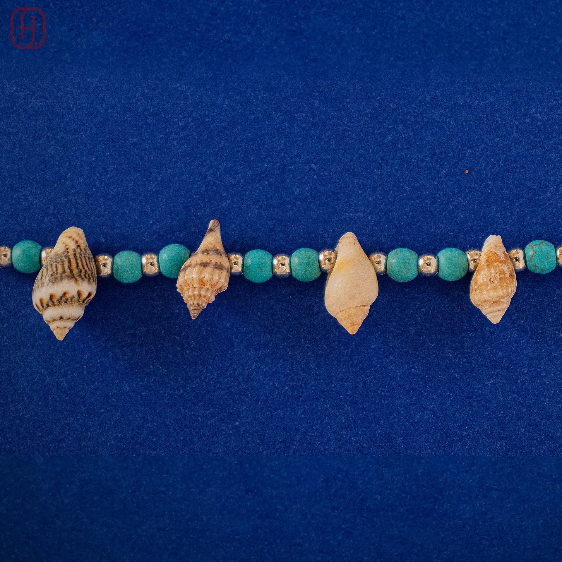 Hardik Jewels Shankh Silver Rakhi Online - Handcrafted Elegance.