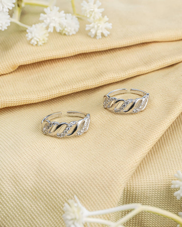 92.5 Sterling Silver White Stone Twisted Wave Toe Rings | Diamond Look Band Bichhiya