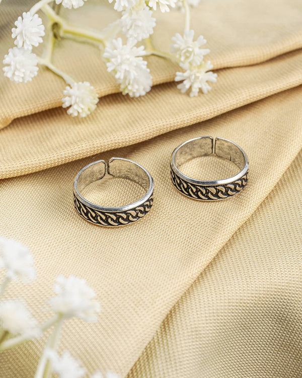 92.5 Sterling Silver Oxidized Celtic Interlocking Toe Rings | Woven Chain Band Bichhiya