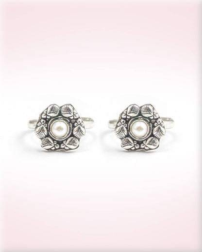 92.5 Sterling Silver Oxidized Pearl Floral Toe Rings | Antique Moti Bichhiya