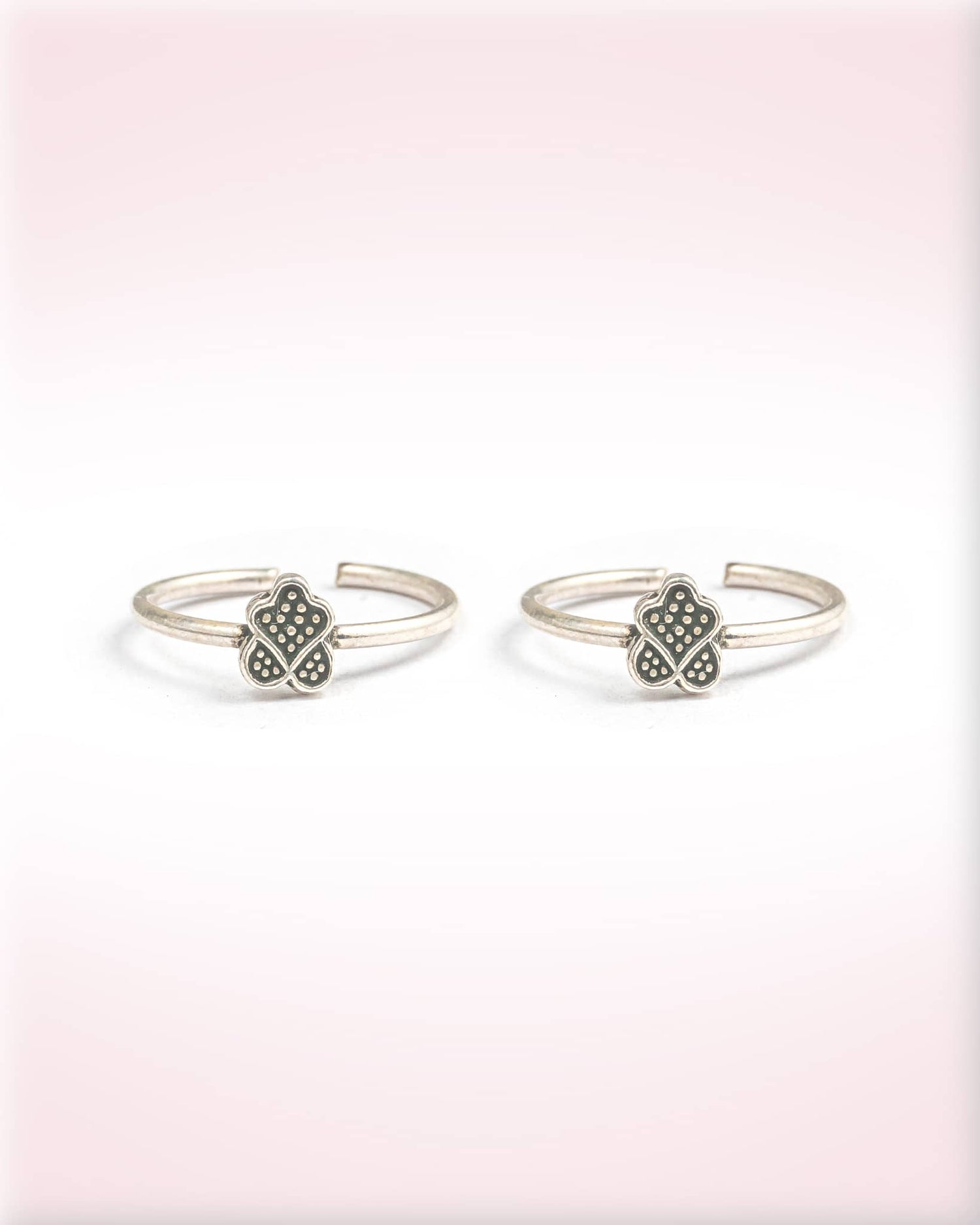 92.5 Sterling Silver Oxidized Dotted Clover Toe Rings | Antique Tribal Bichhiya