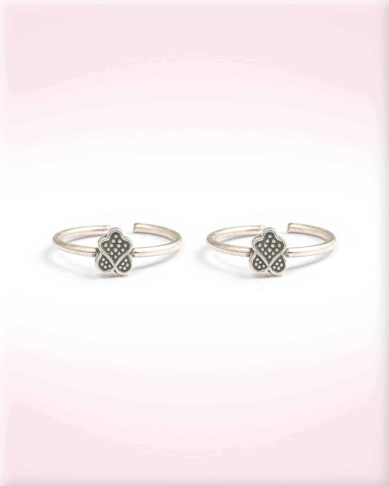 92.5 Sterling Silver Oxidized Dotted Clover Toe Rings | Antique Tribal Bichhiya