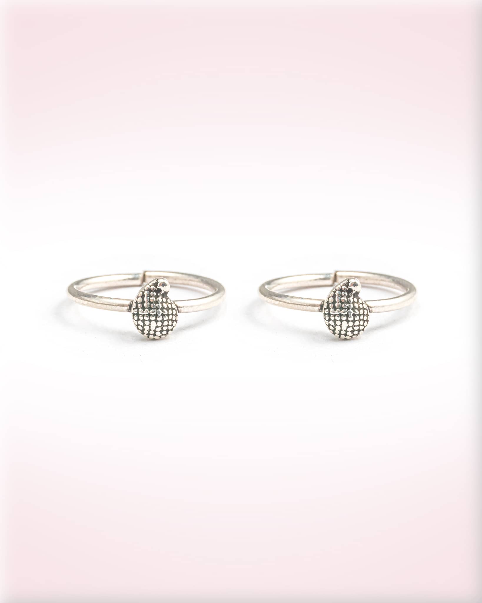 92.5 Sterling Silver Oxidized Dotted Teardrop Toe Rings | Antique Granulated Bichhiya