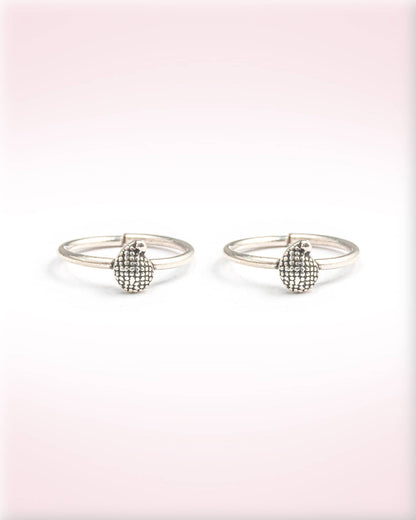 92.5 Sterling Silver Oxidized Dotted Teardrop Toe Rings | Antique Granulated Bichhiya