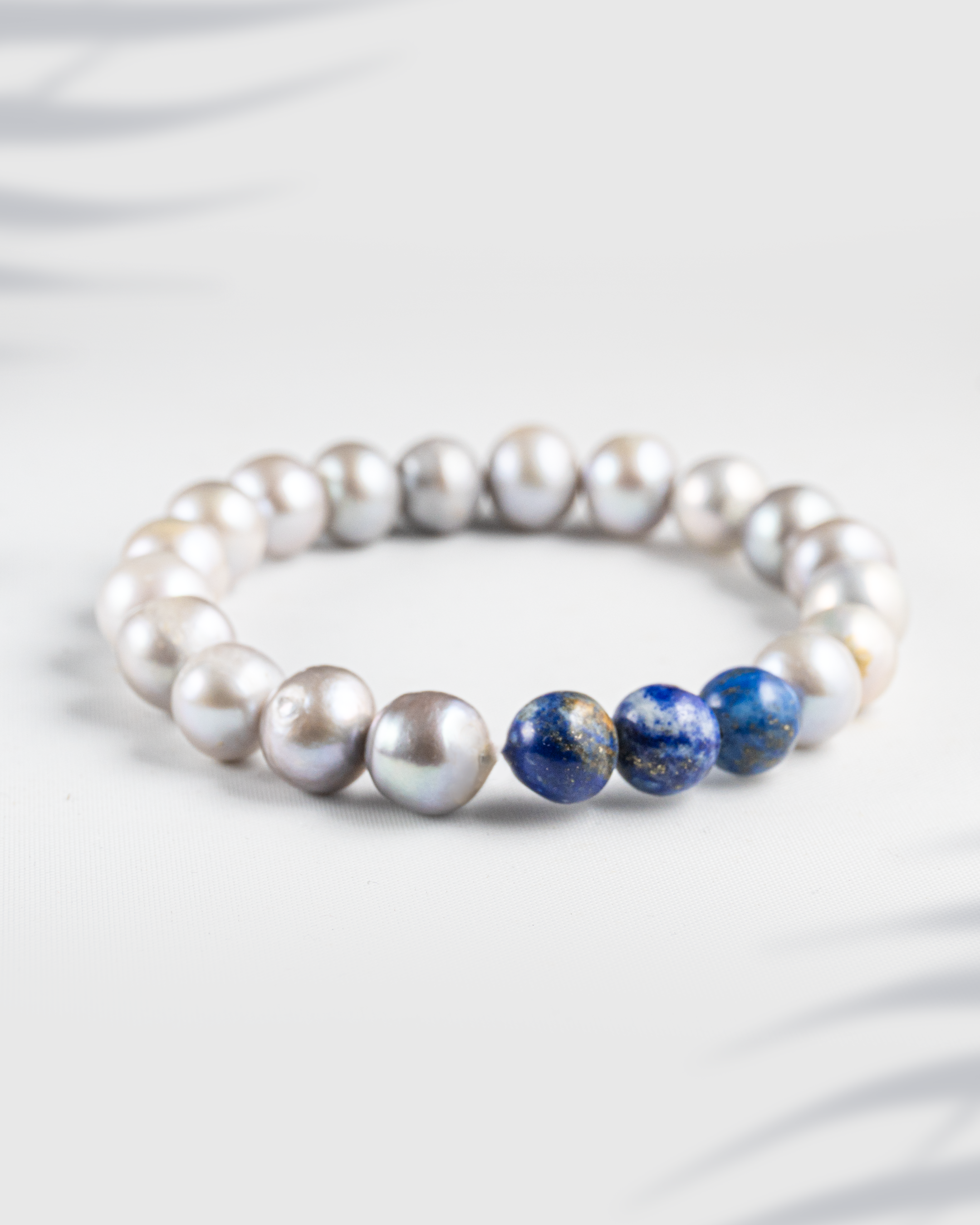 Natural Lapis Lazuli & Pearl Mix Bracelet | Wisdom & Purity Wristlet