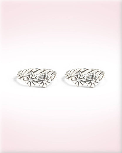 92.5 Sterling Silver Oxidized Double Flower Twisted Toe Rings | Antique Rope Band Bichhiya