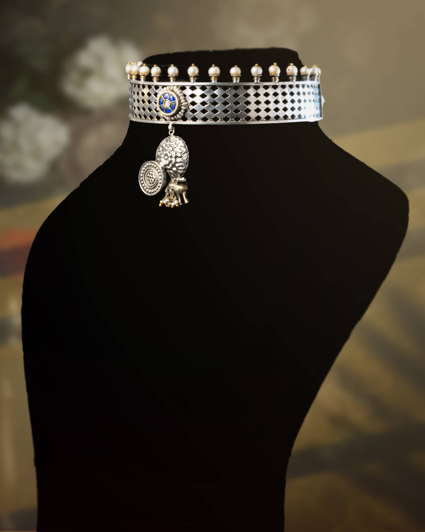92.5 Sterling Silver Oxidized Mesh Choker Necklace | Blue Stone & Coin Charm Hasli