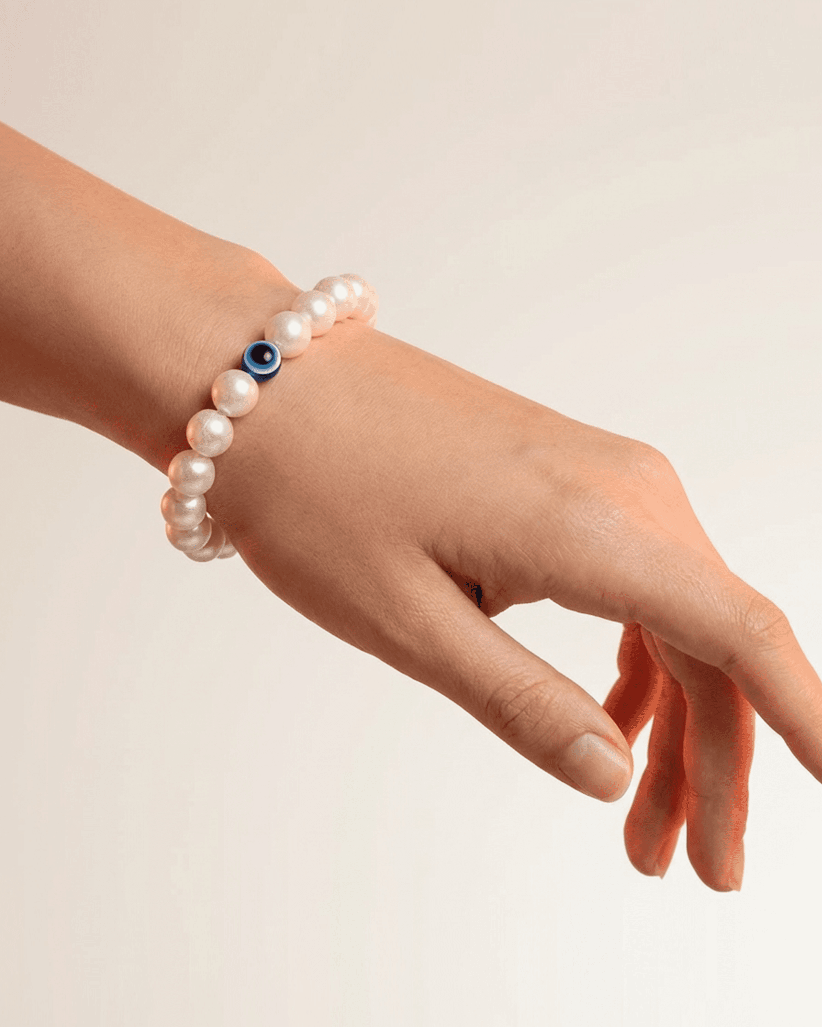 White Shell Pearl & Evil Eye Protection Bracelet | Elegant Nazar Battu Jewelry