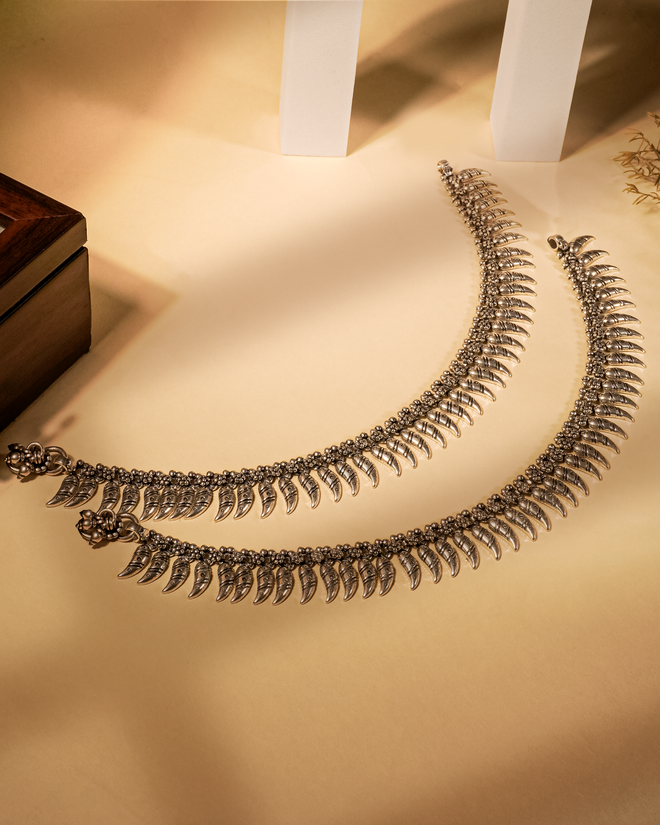 Anklets Gulzar