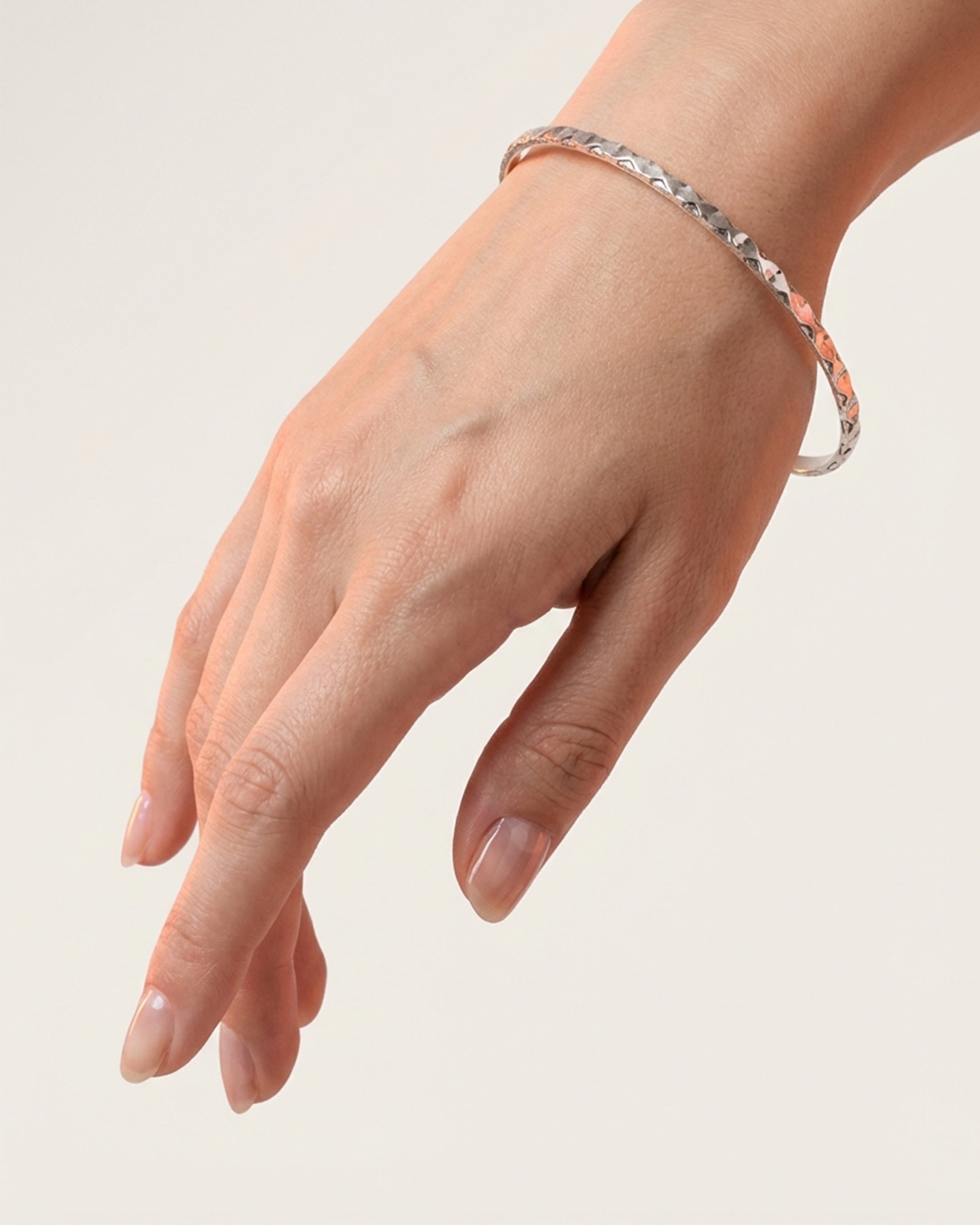 92.5 Sterling Silver Diamond Cut Chudi (Pair) | Textured Sparkle Bangles