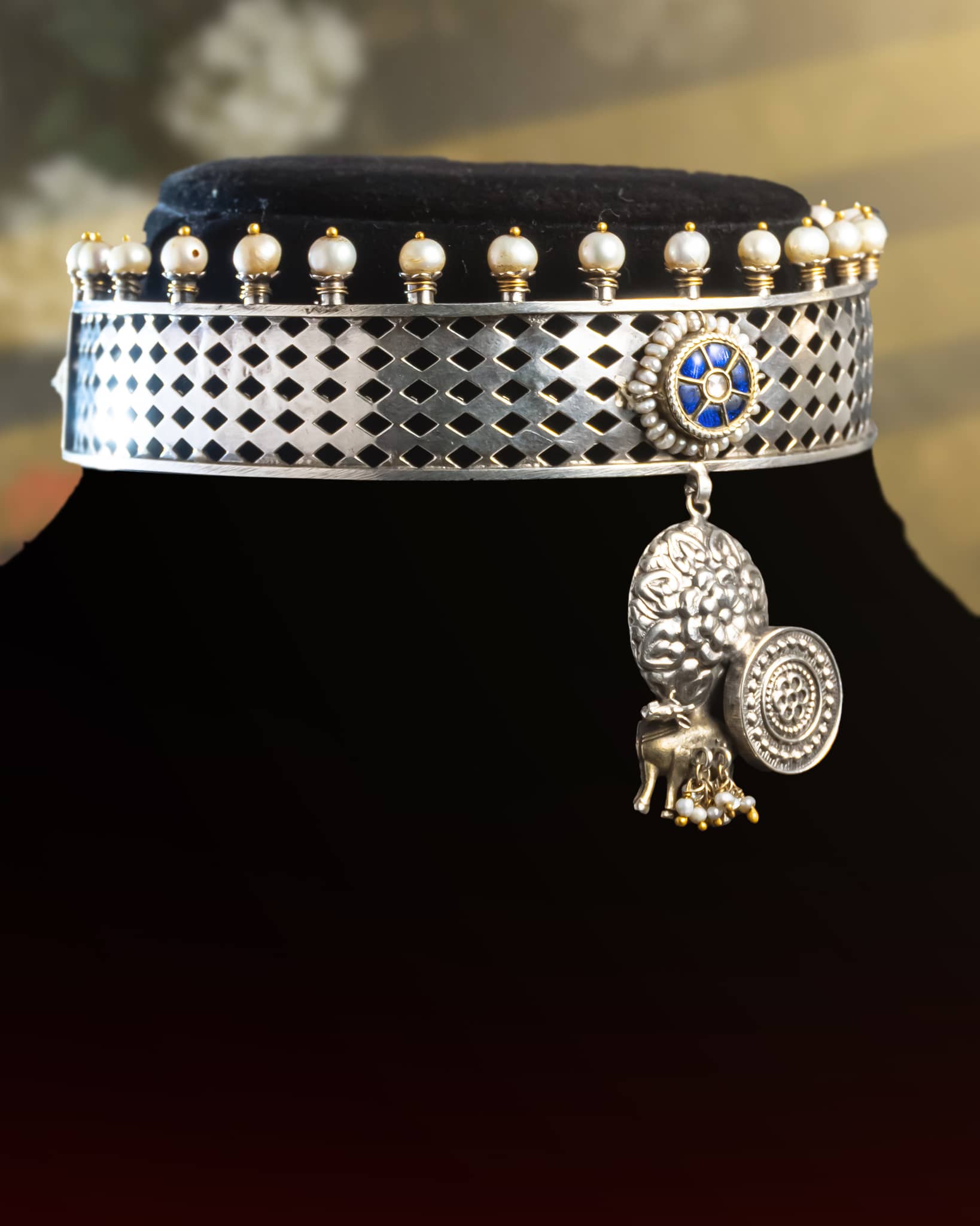 92.5 Sterling Silver Oxidized Mesh Choker Necklace | Blue Stone & Coin Charm Hasli