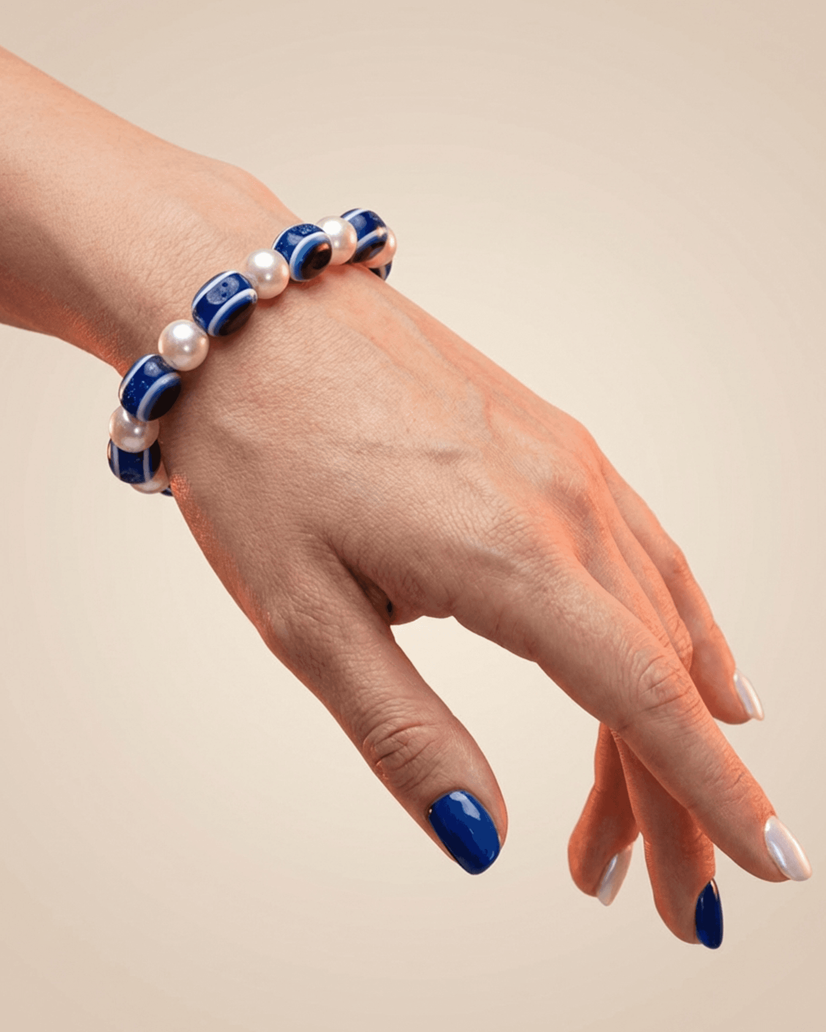 Shell Pearl & Evil Eye Beaded Bracelet (8mm) | Full Protection Jewelry
