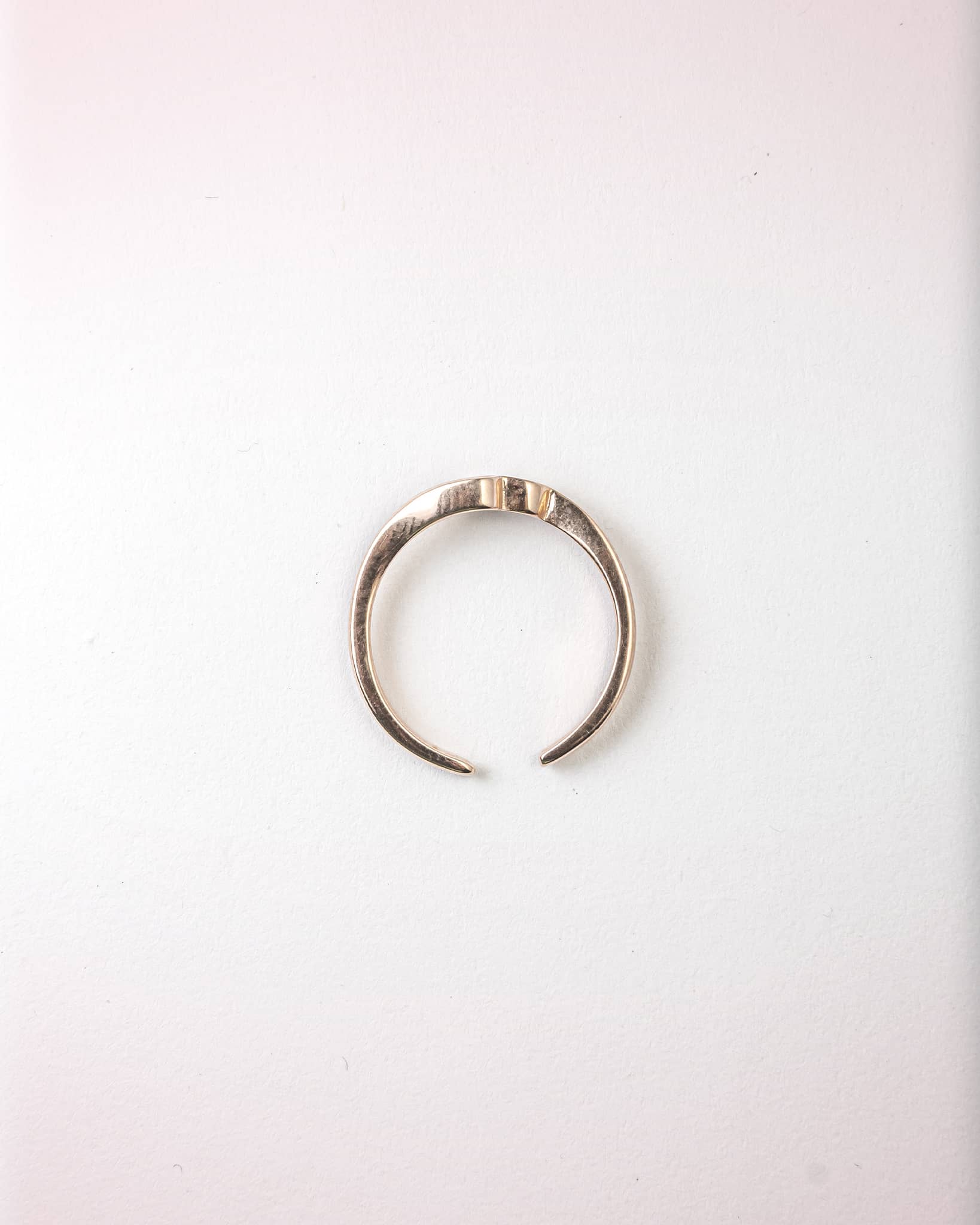 Rose Gold Plated 92.5 Sterling Silver Toe Rings with Green Stones | Modern Wave Bichhiya