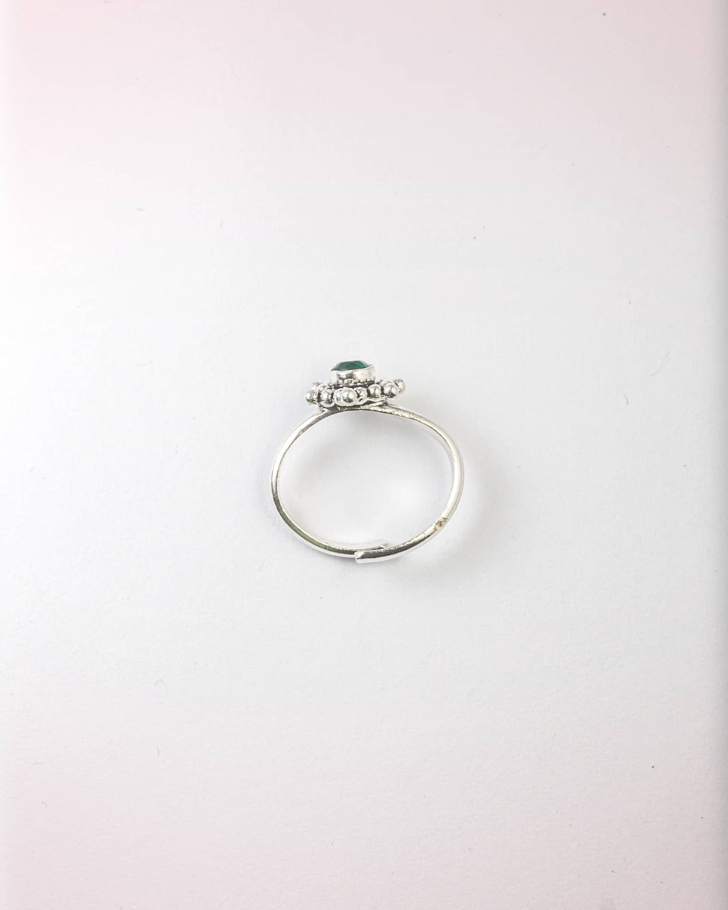 92.5 Sterling Silver Oxidized Green Stone Floral Toe Rings | Antique Marcasite Style Bichhiya