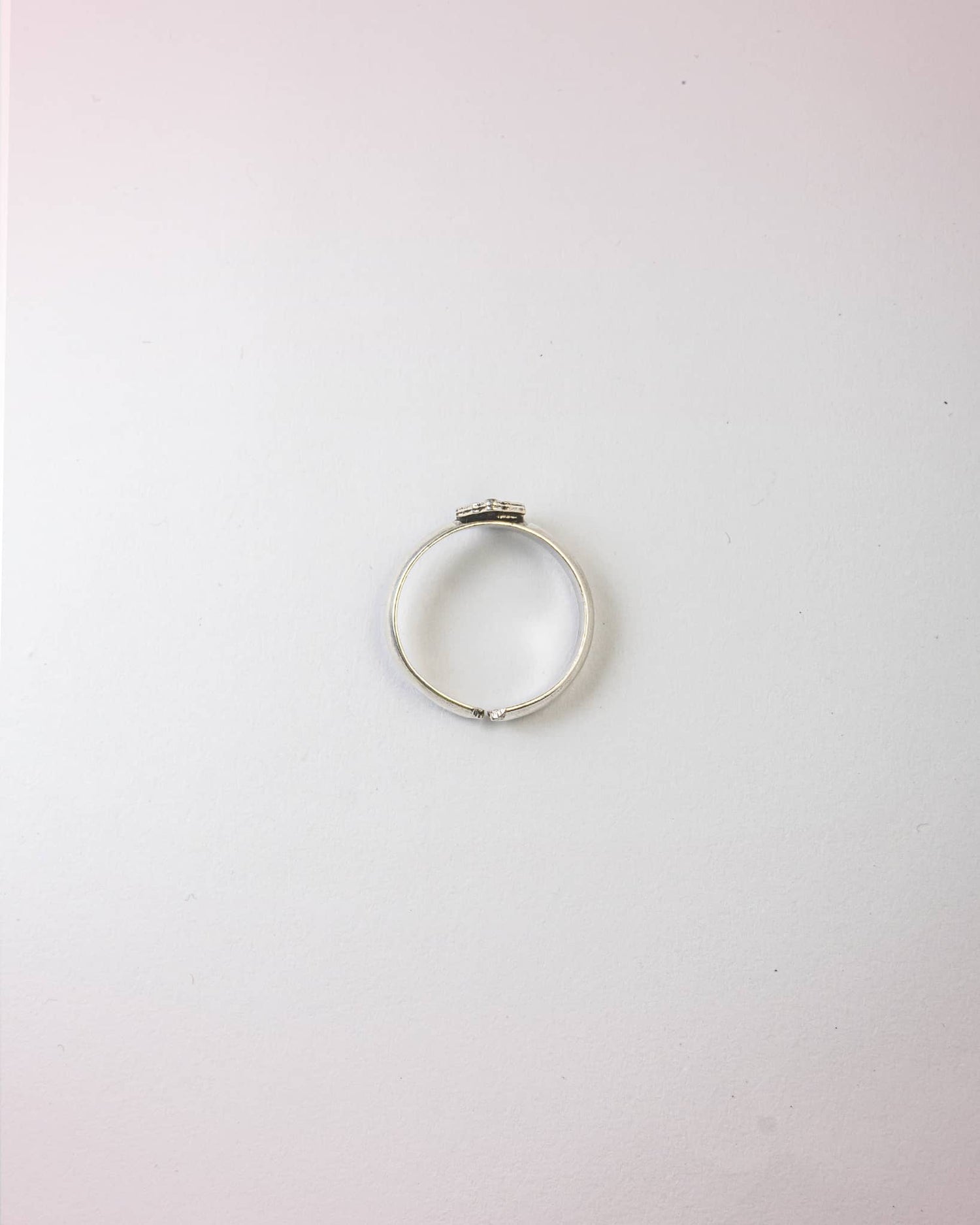 92.5 Sterling Silver Oxidized Leaf Motif Toe Rings | Antique Foliage Bichhiya