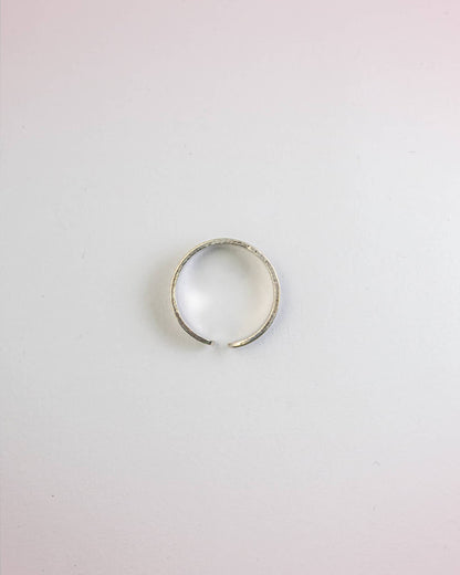 92.5 Sterling Silver Oxidized Criss-Cross Band Toe Rings | Geometric Mesh Bichhiya