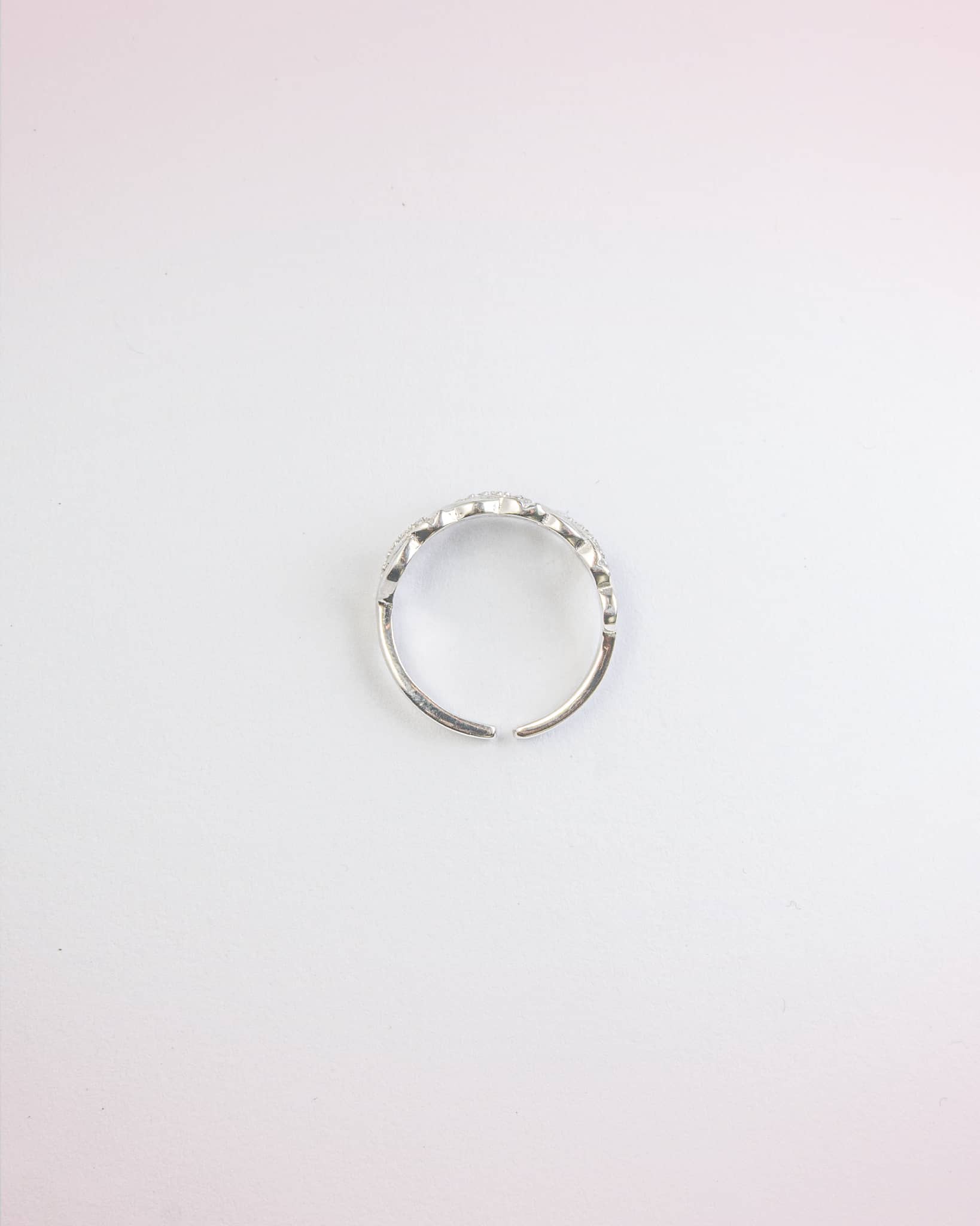 92.5 Sterling Silver White Stone Twisted Wave Toe Rings | Diamond Look Band Bichhiya