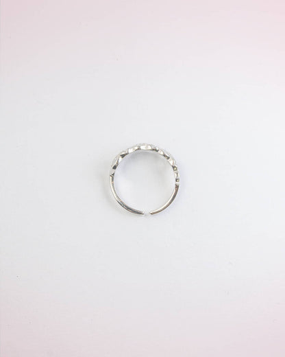 92.5 Sterling Silver White Stone Twisted Wave Toe Rings | Diamond Look Band Bichhiya