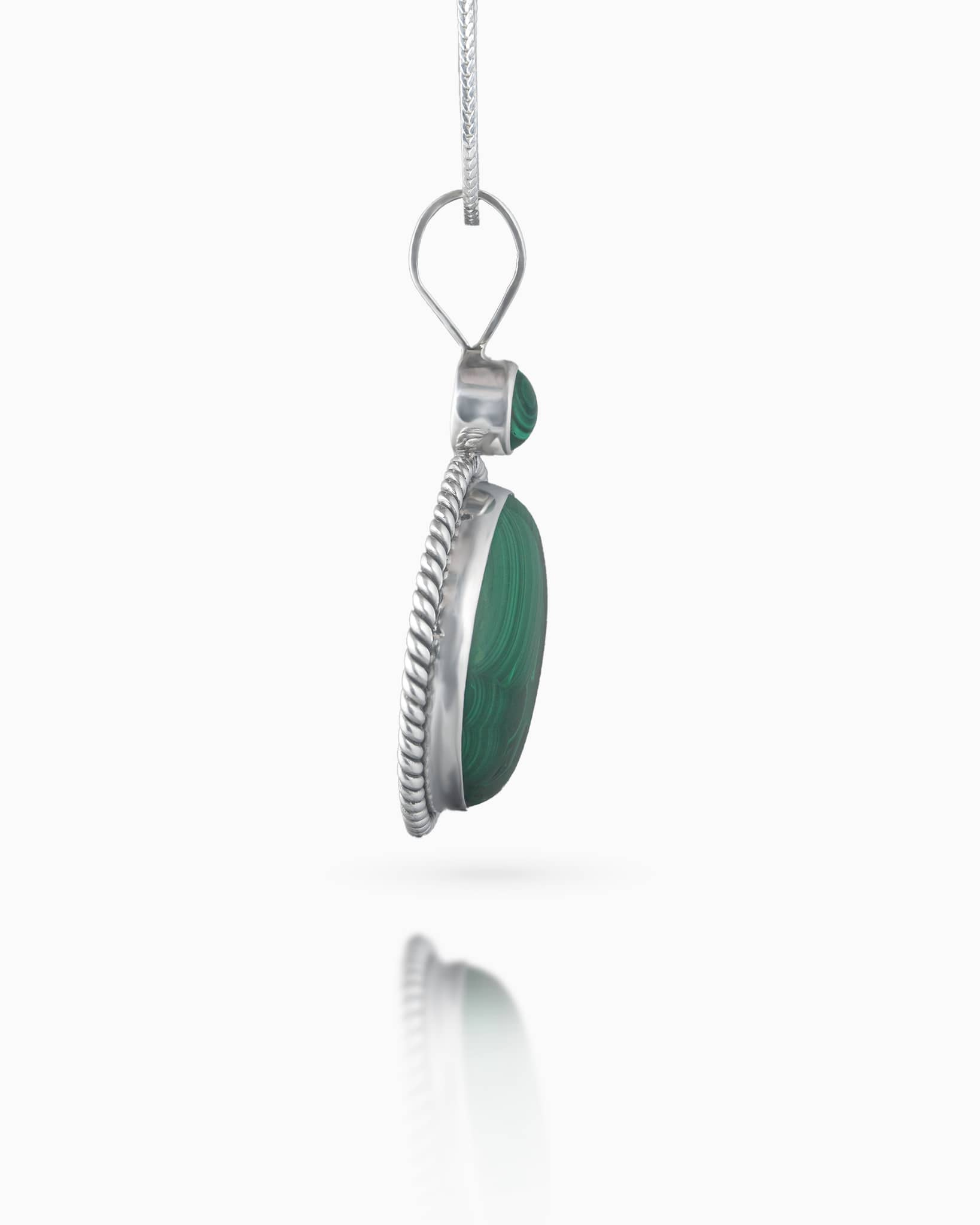 92.5 Sterling Silver Green Malachite Pendant | Twisted Rope Border (Chain Not Included)